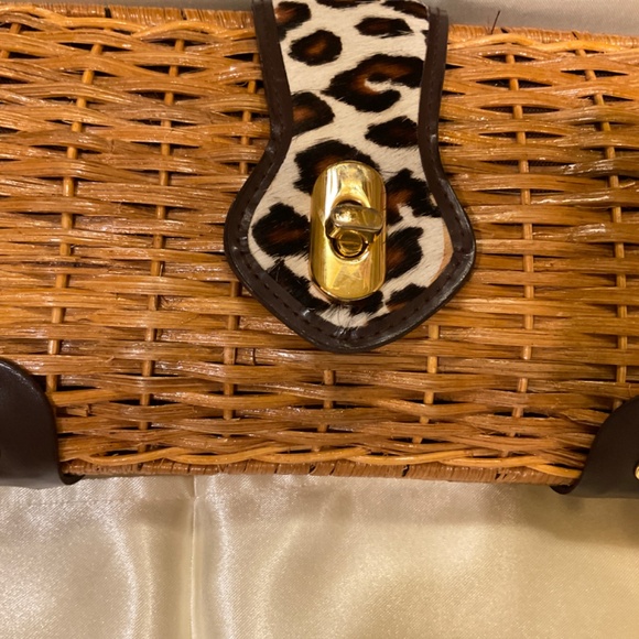 VINTAGE BAMBOO ADRIENNE VITTADINI CLUCH PURSE - Picture 5 of 8